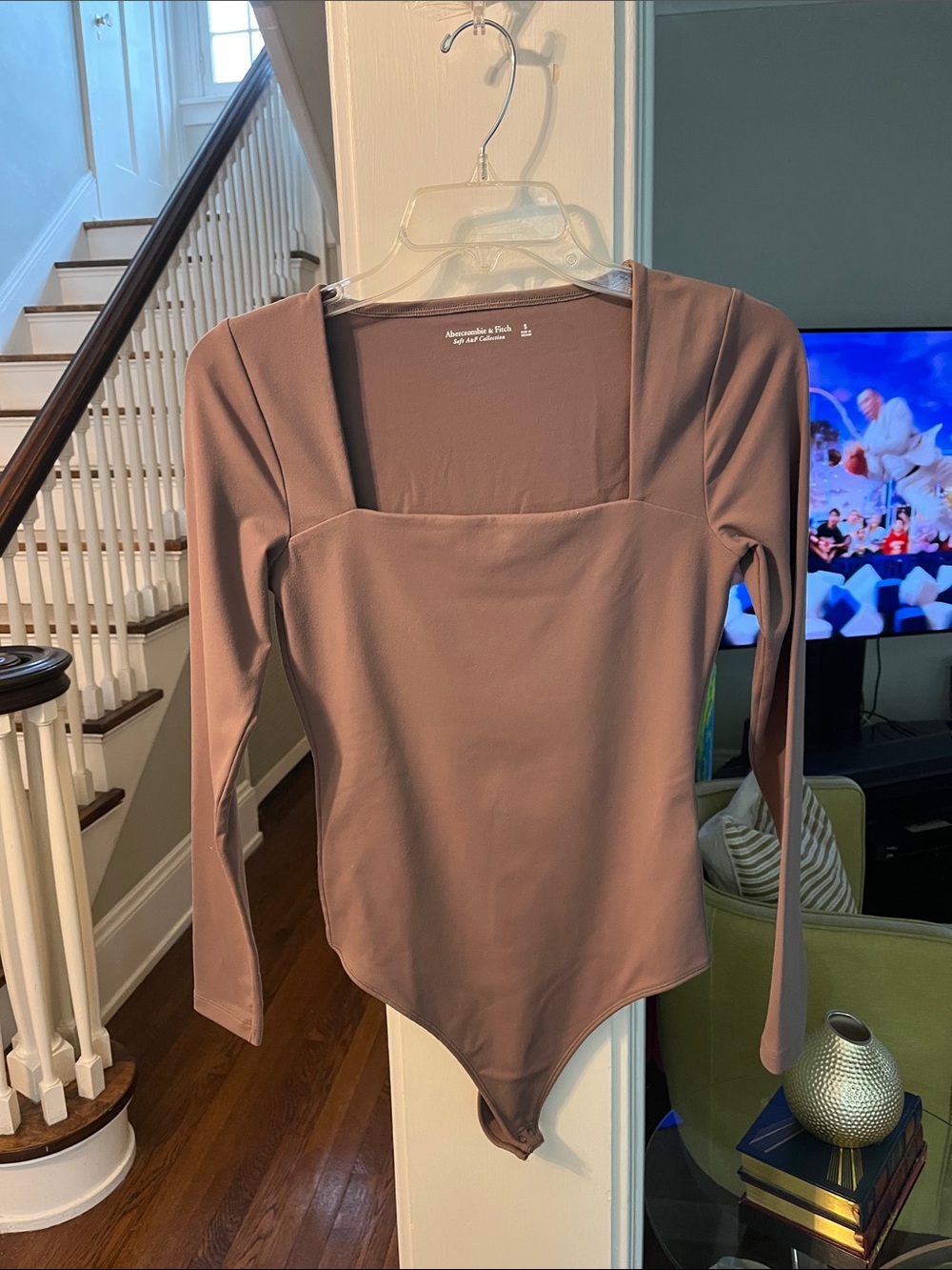 NWOT Abercrombie & Fitch Mocha Square-Neck Long-Sleeve Bodysuit